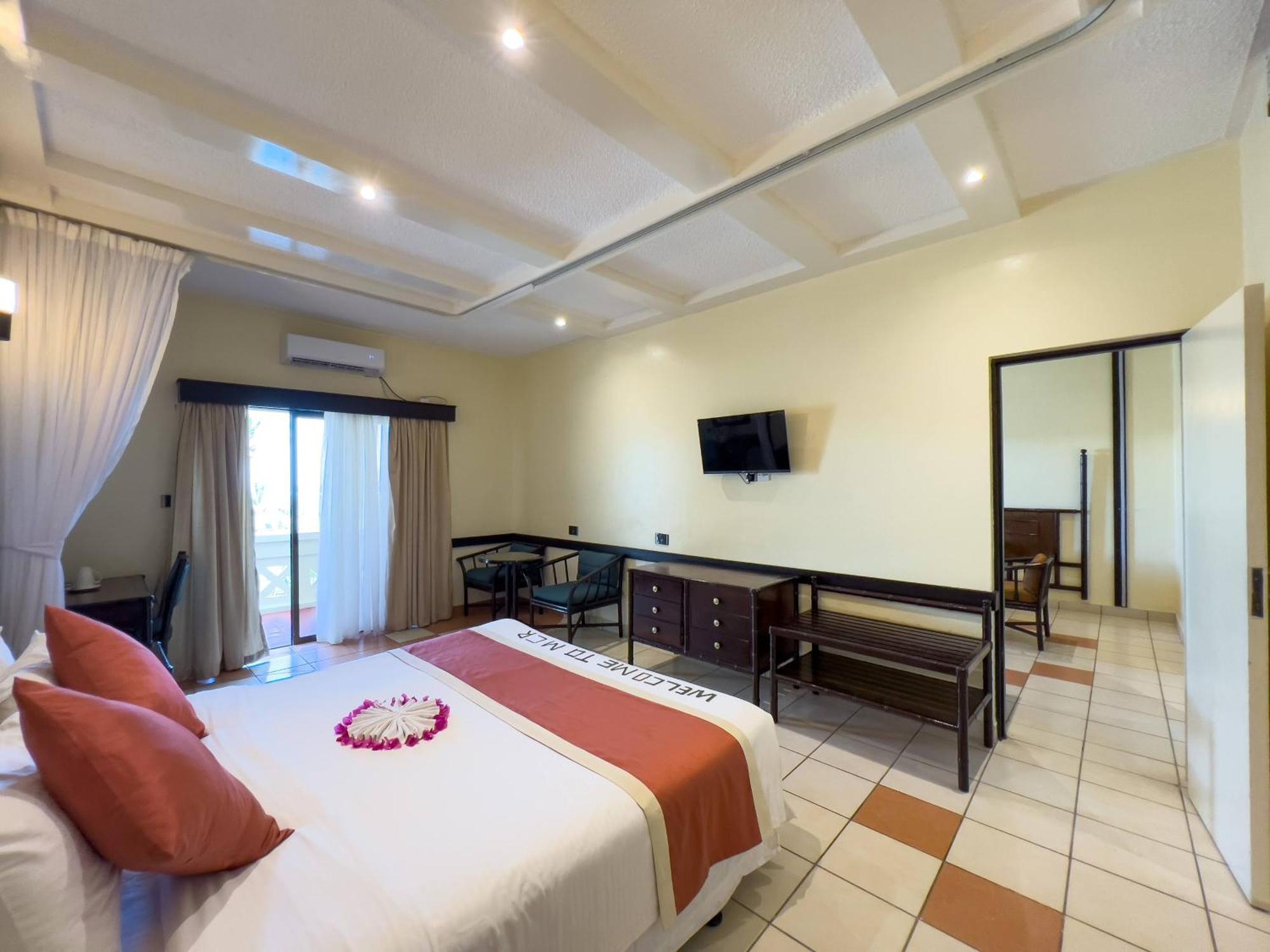 Mombasa Continental Resort Shanzu Exterior foto